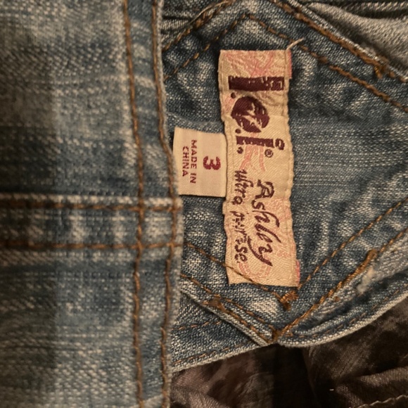 L.e.I Ashley Ultra Lowrise Over All Shorts Blue Denim Zippers Pockets Vintage - Picture 5 of 8